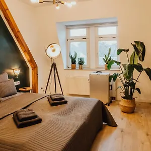 Bestlage Im Hechtviertel & Frisch Saniert Dresden